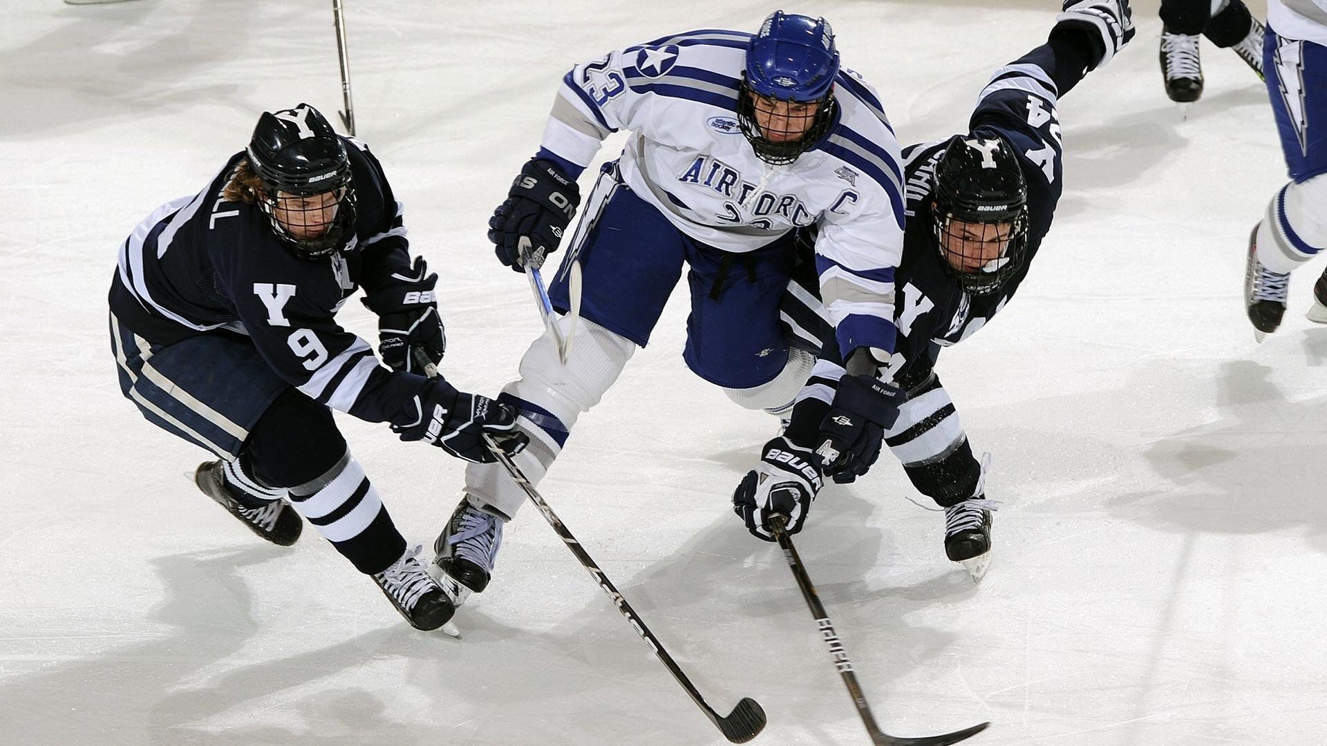 奇才关键失误葬送好局主帅表示遗憾，奇才是谁